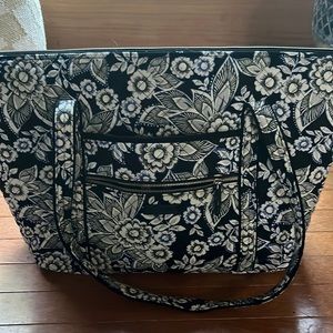 Vera Bradley Printed large vera tote